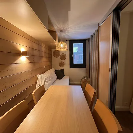 Lumineux Avec Balcon Et Parking